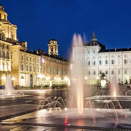 Sweet Piazza Statuto 9 Nel Pieno Centro Di Апартаменты *